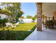 Vendo Amplia Casa En El Barrio San Cristobal