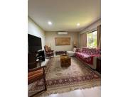 Vendo Amplia Casa En Ycua Sati