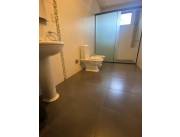 Vendo Amplia Casa De 3 Dormitorios Zona San Jorge