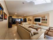 VENDO HERMOSO Y CONFOTABLE DUPLEX EN BARRIO MBURUCUYA