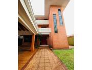 Casa en Carmelitas (para oficinas, spa, estacionamientos, clínica)