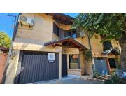 VENDO AMPLIO DUPLEX 4 DORMITORIOS EN BARRIO MBURUCUYA