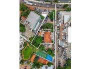 VENDO IMPORTANTE PROPIEDAD SOBRE AVDA. AVIADORES DEL CHACO