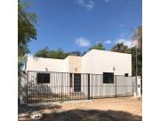 VENDO HERMOSA CASA A ESTRENAR CON 3 DORMITORIOS Y AMPLIA PISCINA, EN SAN BERNARDINO