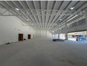 ALQUILO SALON COMERCIAL EN LUQUE, BARRIO LAURELTY COD 6204