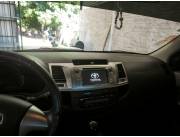 VENDO HILUX IMPECABLE 2015 4x2 mecanico