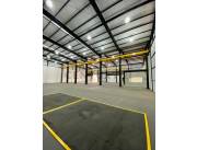 VENDO DEPÓSITO CON SHOWROOM EN MARIANO ROQUE ALONSO, A METROS DE LA TRANSCHACO