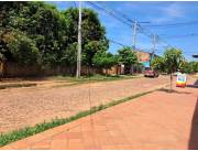 Vendo casa con amplio patio en San Lorenzo, barrio Lérida a cuadras de Ruta1 km.18