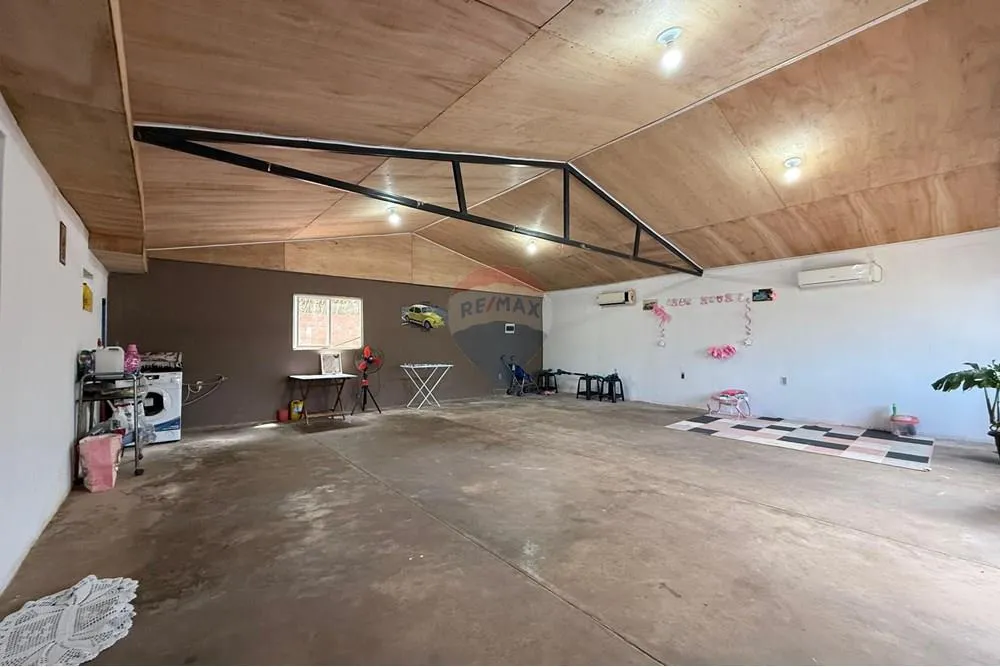 Casa con localsalón comercial en venta, Loma Plata. — foto 2