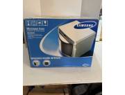 Microondas Samsung Space Saver MD800WC para encimera, dormitorio, hogar.