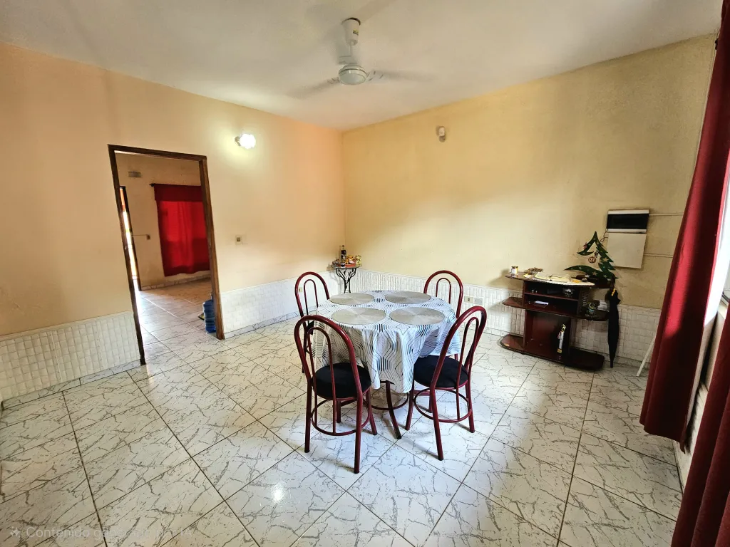 MODERNA RESIDENCIA DE 2 NIVELES - Barrio MBOKAYATY, ÑEMBY! — foto 3