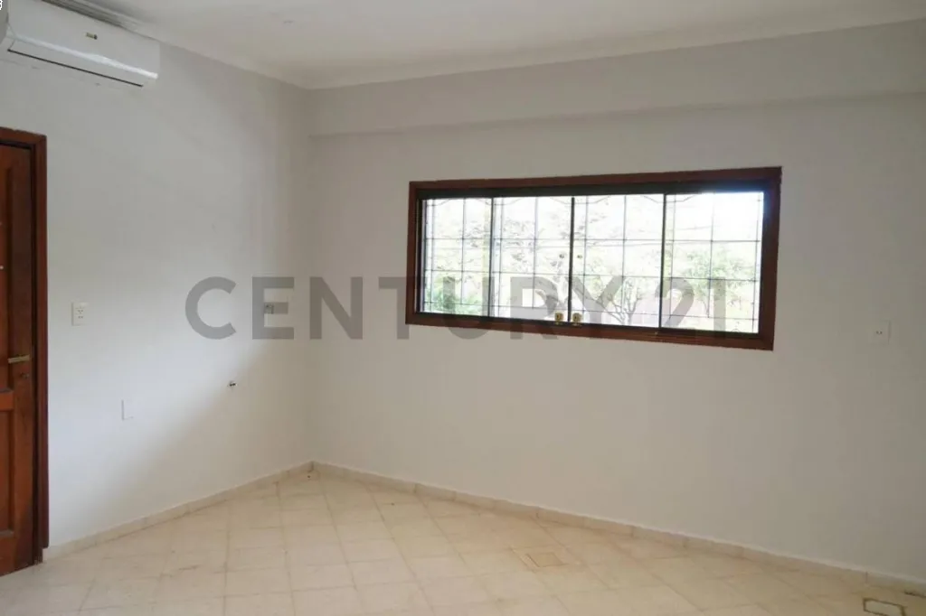En venta importante propiedad a 2 cuadras de Avenida Aviadores y 2 cuadras de Molas Lopez. — фото 3