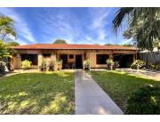 Casa - Venta - Luque, Paraguay