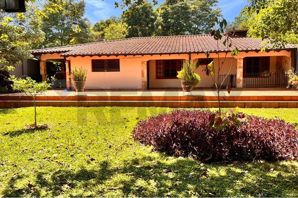 Casa - Venta - Luque, Paraguay — foto 2