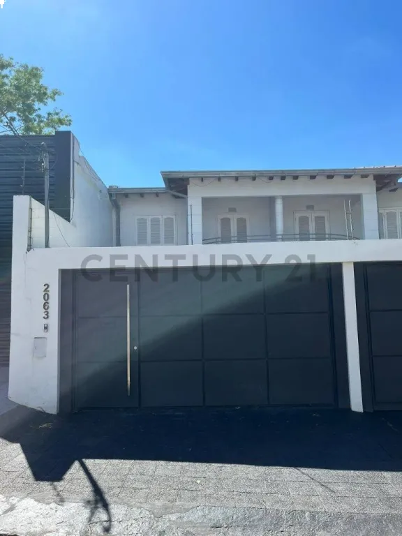 Alquilo duplex residencial en el barrio san Vicente de Asunción — foto 3