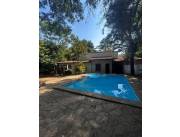 VENDO CASA EN YPACARAI, BARRIO HUGUA HU COD 6226