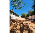 EN VENTA- TERRENO 492 m2 EN BARRIO MBURUCUYA