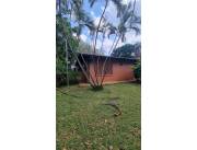 ALQUILO AMPLIA CASA EN ESQUINA 3 DORMITORIOS MARIANO ROQUE ALONSO