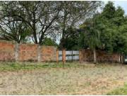 VENDO TERRENO AMURALLADO ZONA YATE