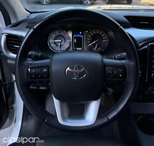 Toyota Hilux 2023 — foto 4