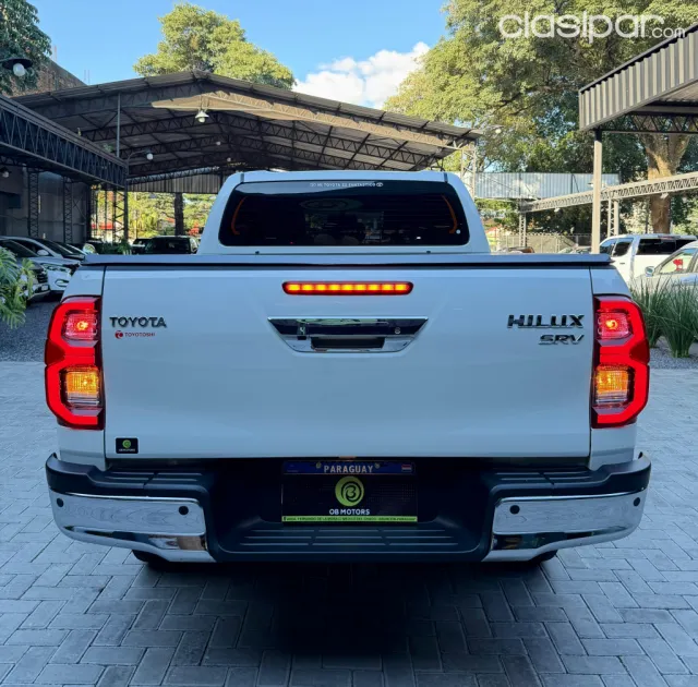 Toyota Hilux 2023 — foto 6