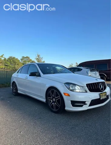 Mercedes-Benz C300 2013 — foto 6