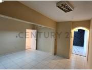 Venta de Casa Dúplex en San Vicente, Asunción