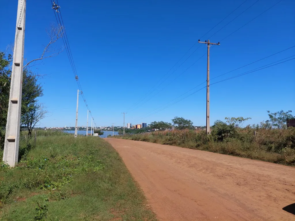 EN VENTA TERRENO EN BARRIO CHAIPE A METROS DEL ESTADIO Y LA COSTANERA — foto 2