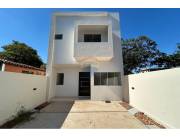 Hermoso Duplex disponible en Loma Pyta