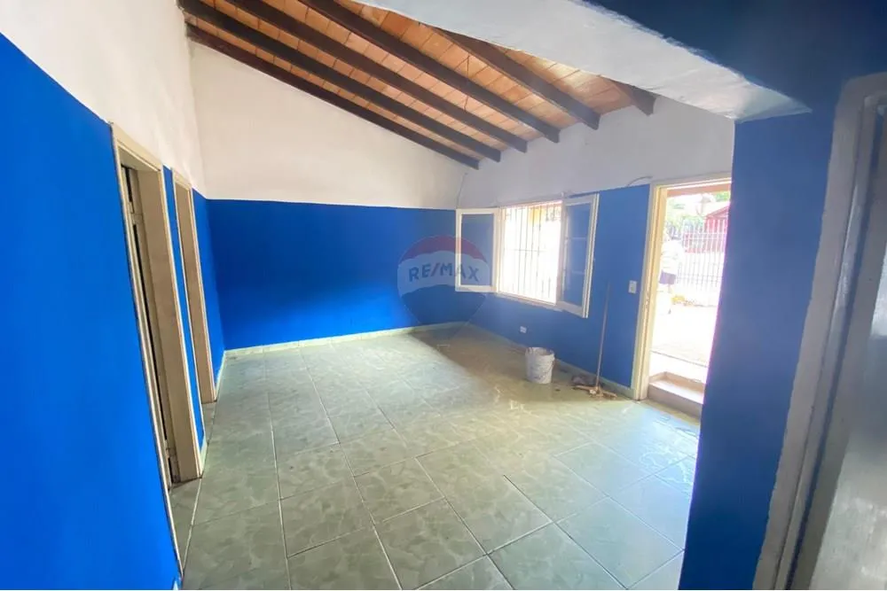 VENDO CASA REFACCIONADA EN SAN LORENZO — foto 2