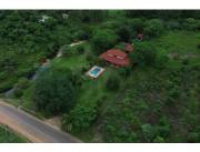 VENDO CASA EN PIRIBEBUY SOBRE ASFALTO Y ARROYO