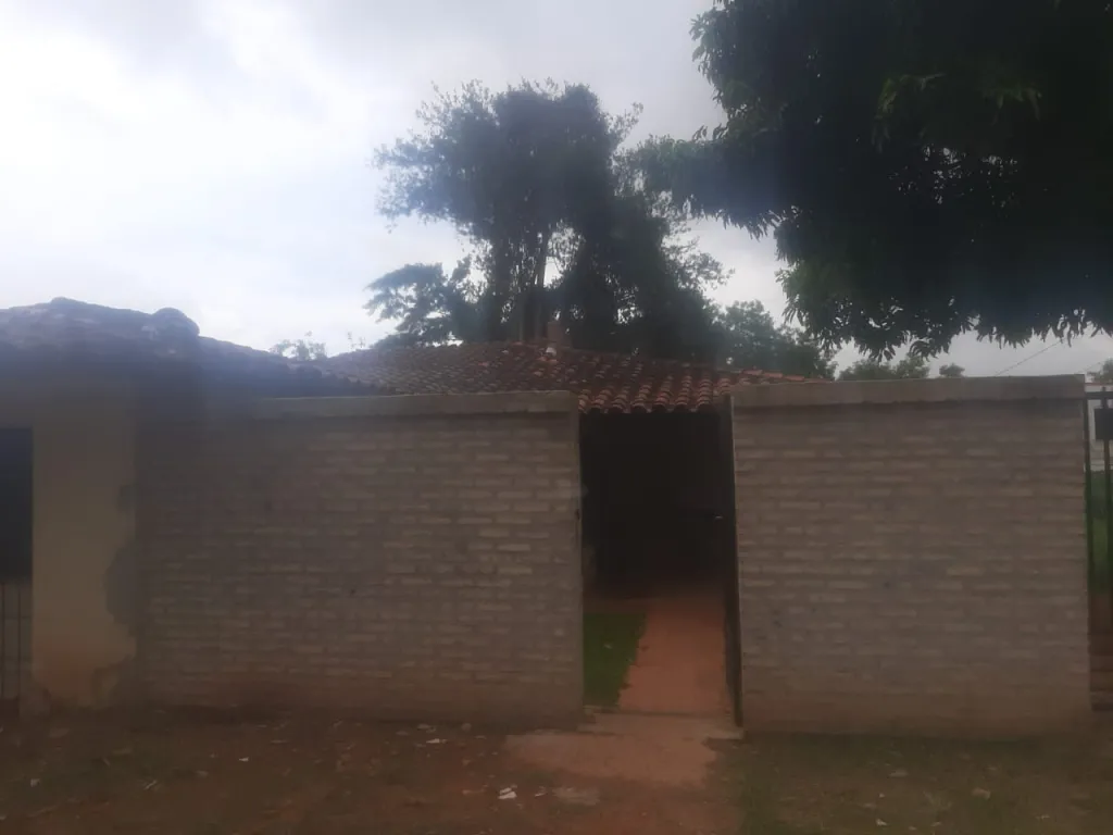 Vendo Casa de 2 dormitorios en San Lorenzo zona Coca Cola y Avelino Martinez Barrio Espiri — foto 3