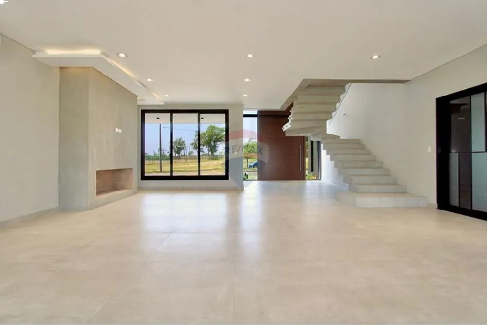 Casa - Venta - Luque, Paraguay — foto 3