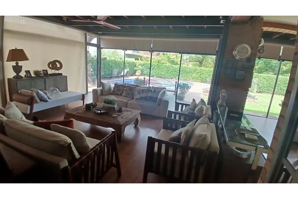 Casa en Venta -Luque-Paraguay — foto 2