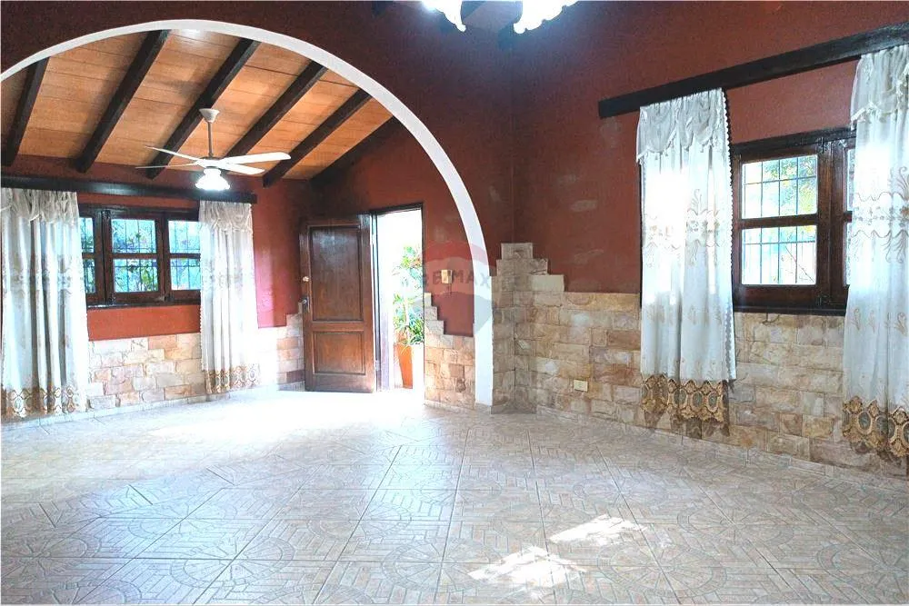 Casa - Venta - Luque, Paraguay — foto 3