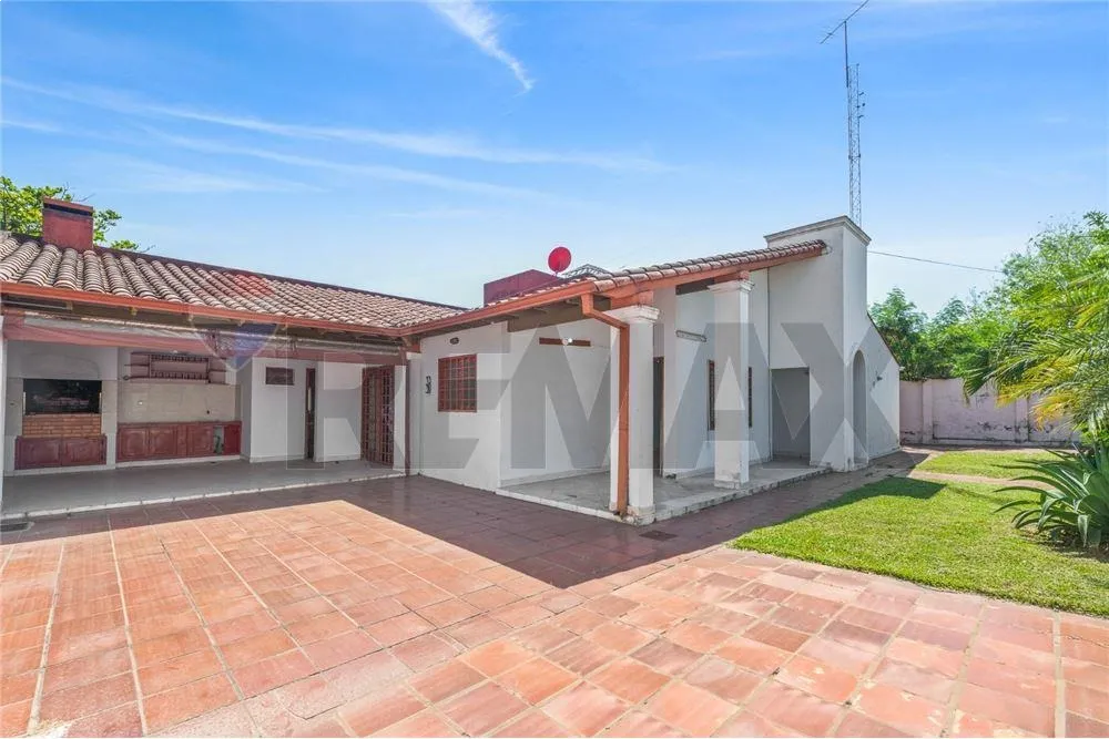 Casa - Venta - Fernando De La Mora, Paraguay — foto 2