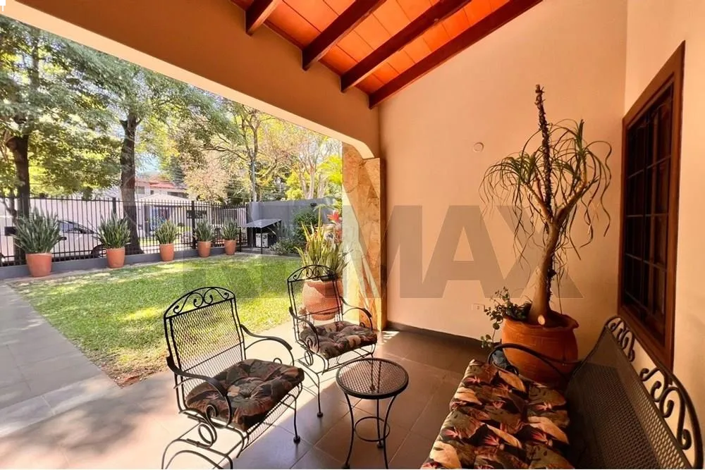 Venta de Casa en Luque — foto 3