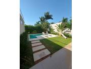 ALQUILO CASA EN COUNTRY ZONA AEREOPUERTO COD 6261