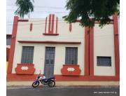 ALQUILO CASA 2 DORM. Z/ COLEGIO CRISTO REY (CÓD. 649)