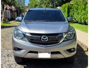 OFERTO IMPECABLE MAZDA BT50 DE GARDEN