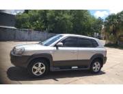 Vendo Hyundai Tucson año 2004