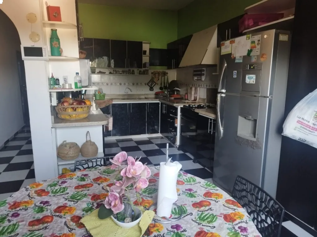 VENDO UNA RESIDENCIA EN FERNANDO DE LA MORA - SUR — foto 2
