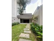 RECOLETA, PROX. CENTENARIO: 4 DORMIT, PRIVILEGIADA UBICACIÓN, GRANDES AMBIENTES, SEGURIDAD