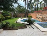 ALQUILO HERMOSA CASA EN BARRIO MBURUCUJA