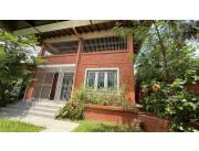 ALQUILO CASA DETRAS DEL PASEO LA GALERIA.