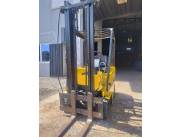 Vendo montacarga CATERPILLAR V30D