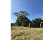 VENDO TERRENO EN LAMBARE BARRIO SOLARES