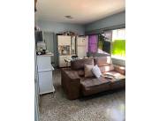 Vendo Departamento de 2 dormitorios en barrio Pinoza de Asuncion Colegio Nacional de la Ca