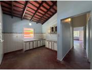 Alquilo Casa en Asunción Barrio Nazareth