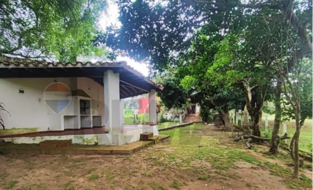 VENDO CASA A REMODELAR CPLAYA PRIVADA ACCESO DESDE EL PATIO AL ARROYO EN PIRIBEBUY — foto 2